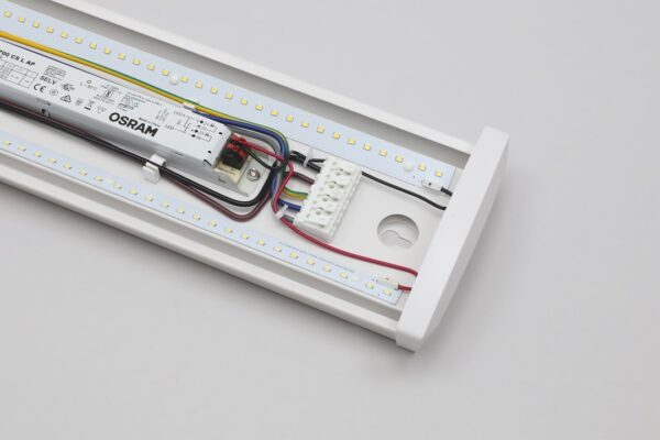 Ajax LED, Med sensor, 50W, 3000K, 6000 lm, IP44 - 120cm